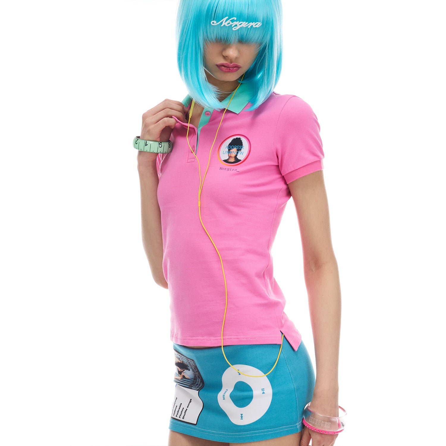NORGIRA “IG REELS” Color-blocked Neckline Elastic Fit Slim Shoulder Polo Short-Sleeve T-Shirt